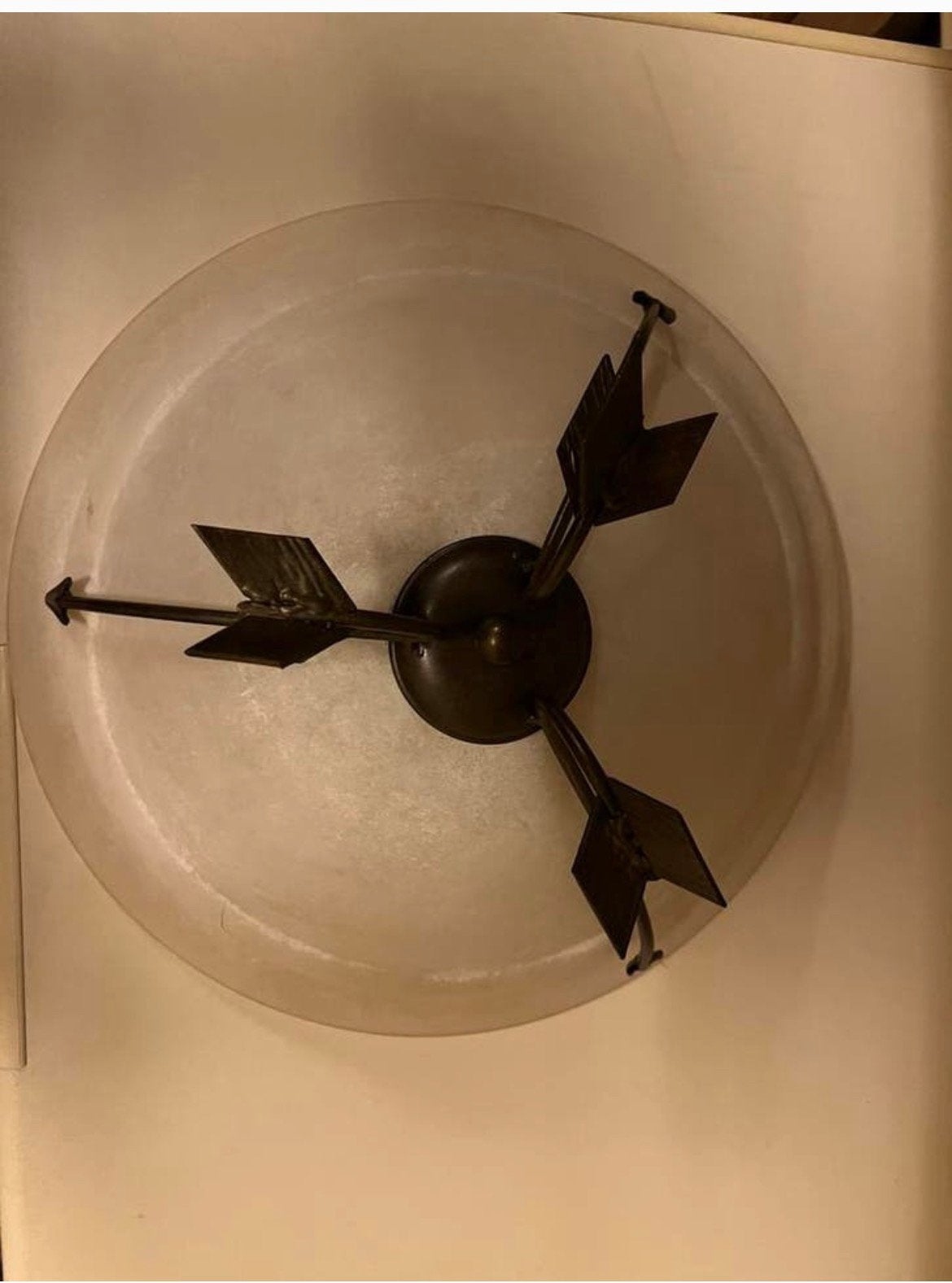 Grote luxe Plafonnière stoer brons pijlen en melkglas 45, Ophalen, Overige stijlen, 45 cm, Plafondlamp