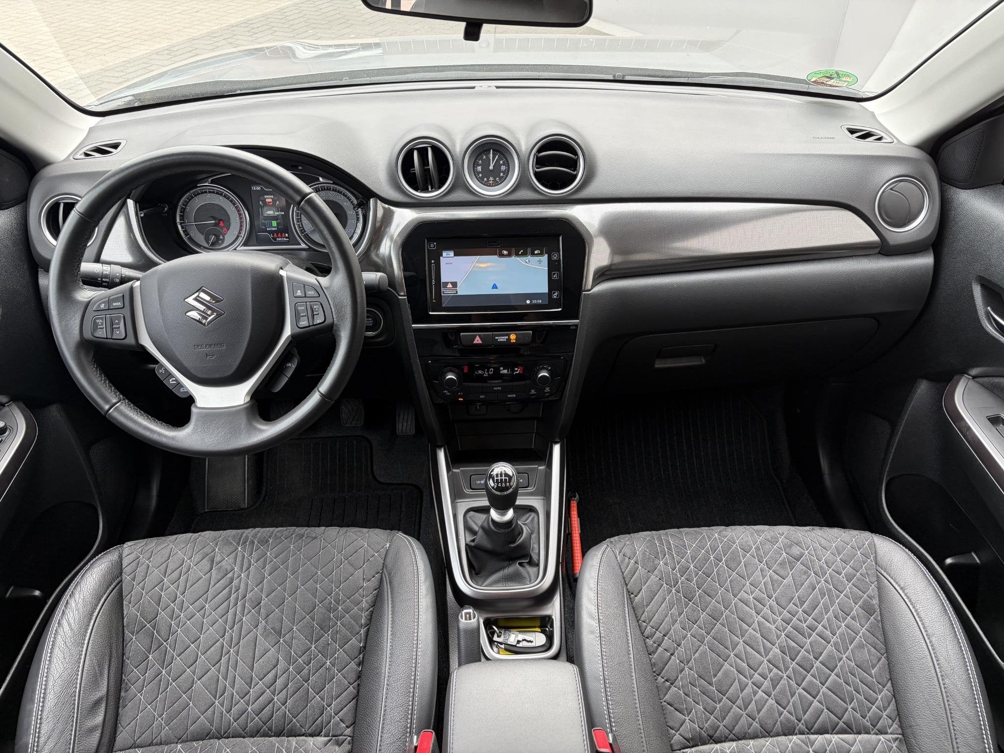 Suzuki Vitara 1.4 Boosterjet Comfort Smart Hybrid / Afneemba, Stof, Gebruikt, Euro 6, 4 cilinders