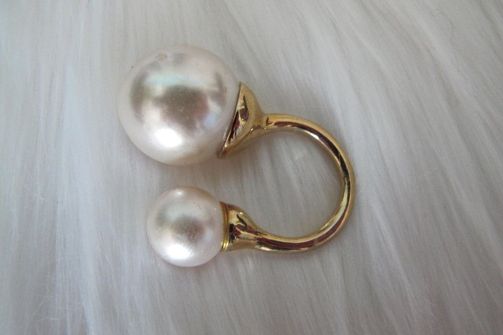 Faux pearl open cuff ring, Overige materialen, Ophalen of Verzenden, Zo goed als nieuw, 17 tot 18