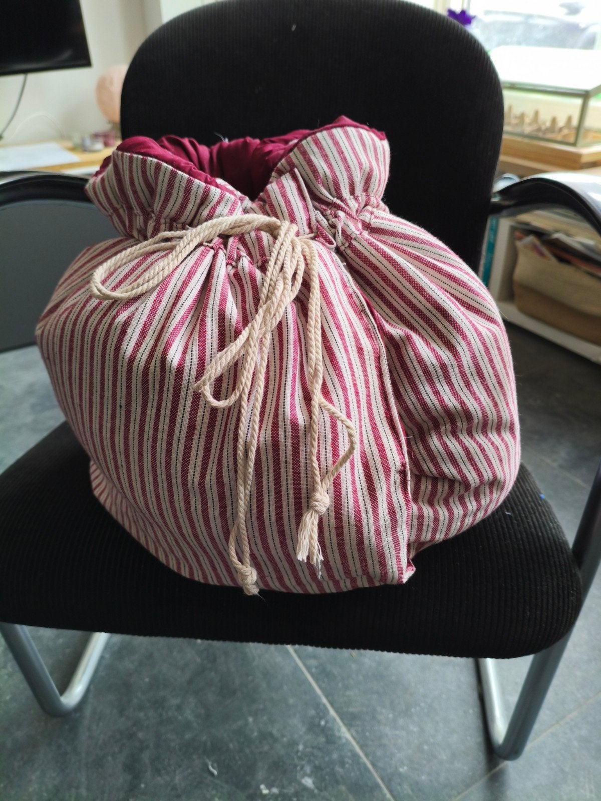 Hooimadam, ecostoof, stoofzak, Huis en Inrichting, Minder dan 50 cm, Rond, Nieuw, Ophalen of Verzenden