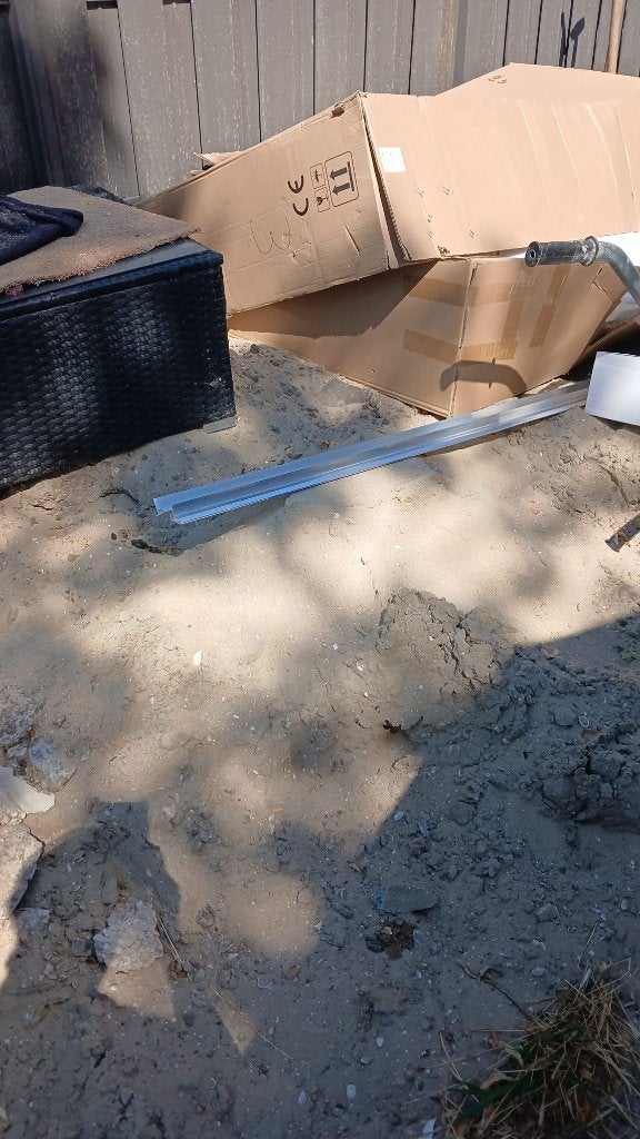 Gratis ophoogzand en grote tuintegels, Tuin en Terras, Zand, Ophalen, Ophoogzand