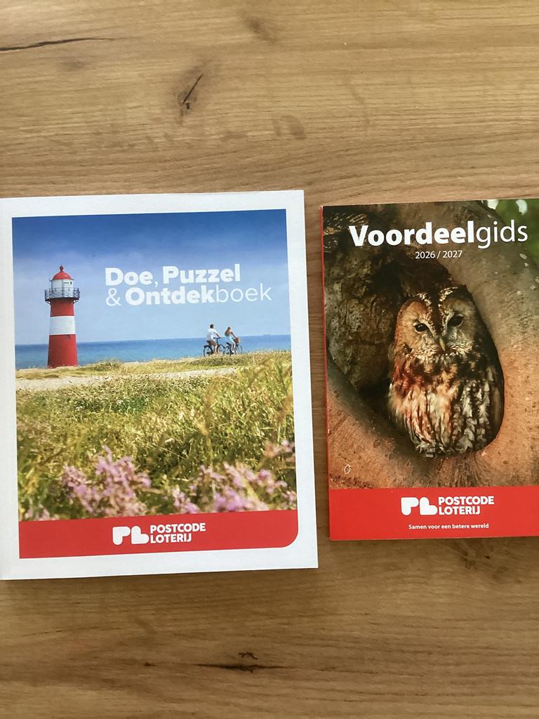 Voordeelgids 2026/2027 en doe,puzzel & ontdekboek, Overige merken, Europa, Ophalen of Verzenden, Zo goed als nieuw