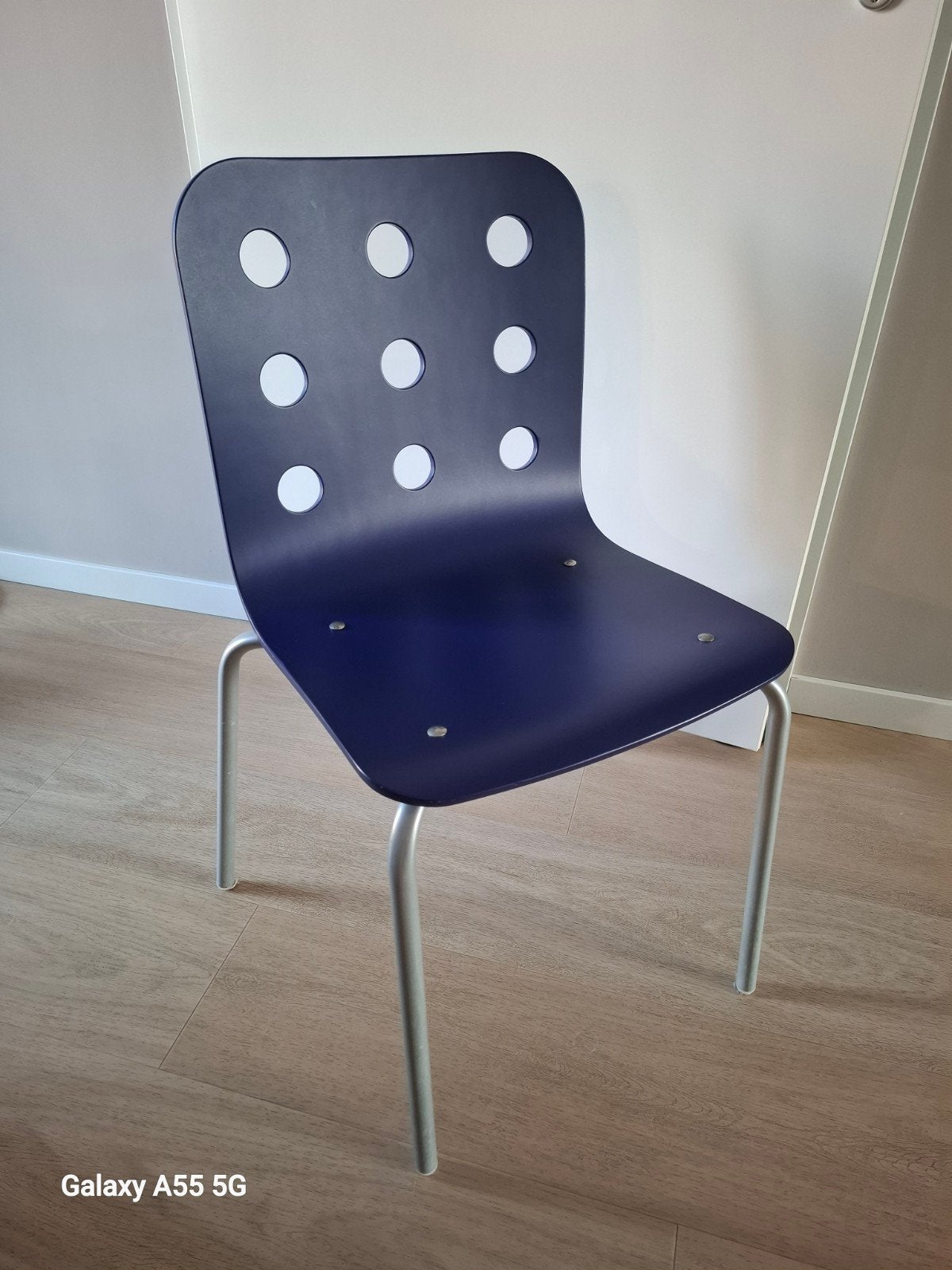 GRATIS!  Donkerblauwe bureaustoel met metalen poten - Gebr, Ophalen, Gebruikt, Blauw, Metaal