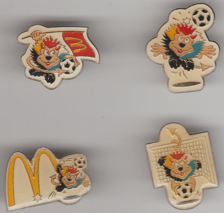 Mc Donalds vintage pins 4 diverse 1998-2000, Verzenden, Zo goed als nieuw, Sport