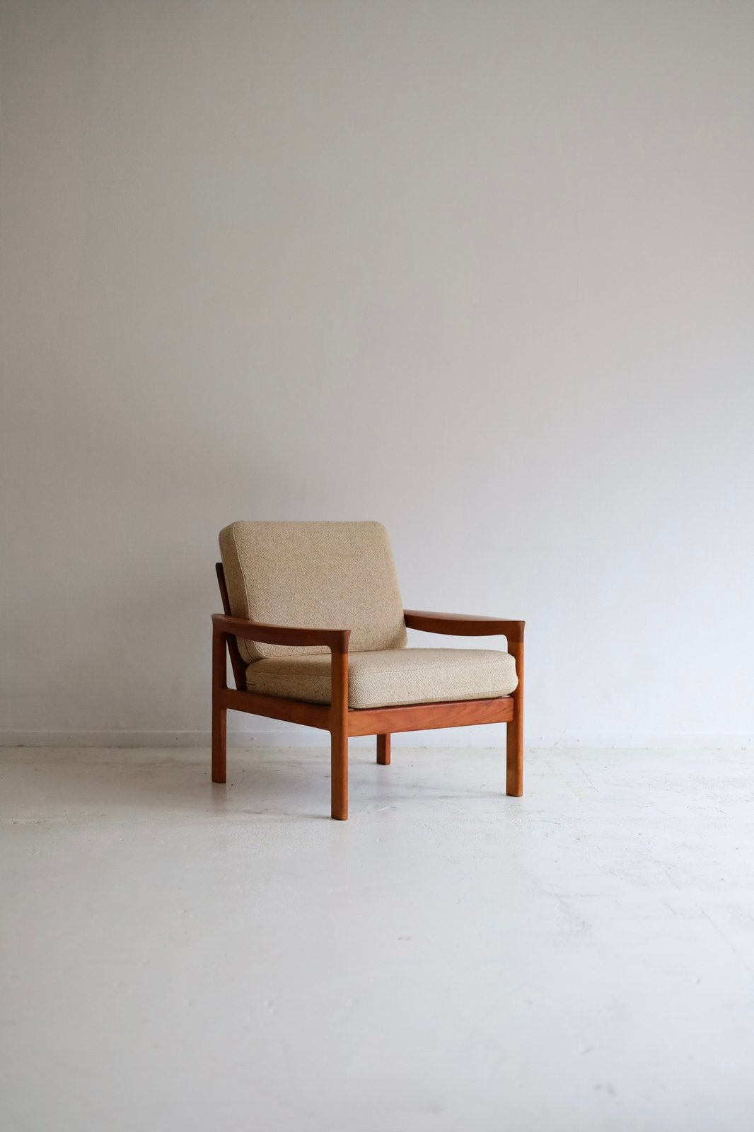Fauteuil voor Komfort Møbelfabrik, Ophalen, Hout, Pim@tijdperk.eu  leyla@tijdperk.eu, 75 tot 100 cm