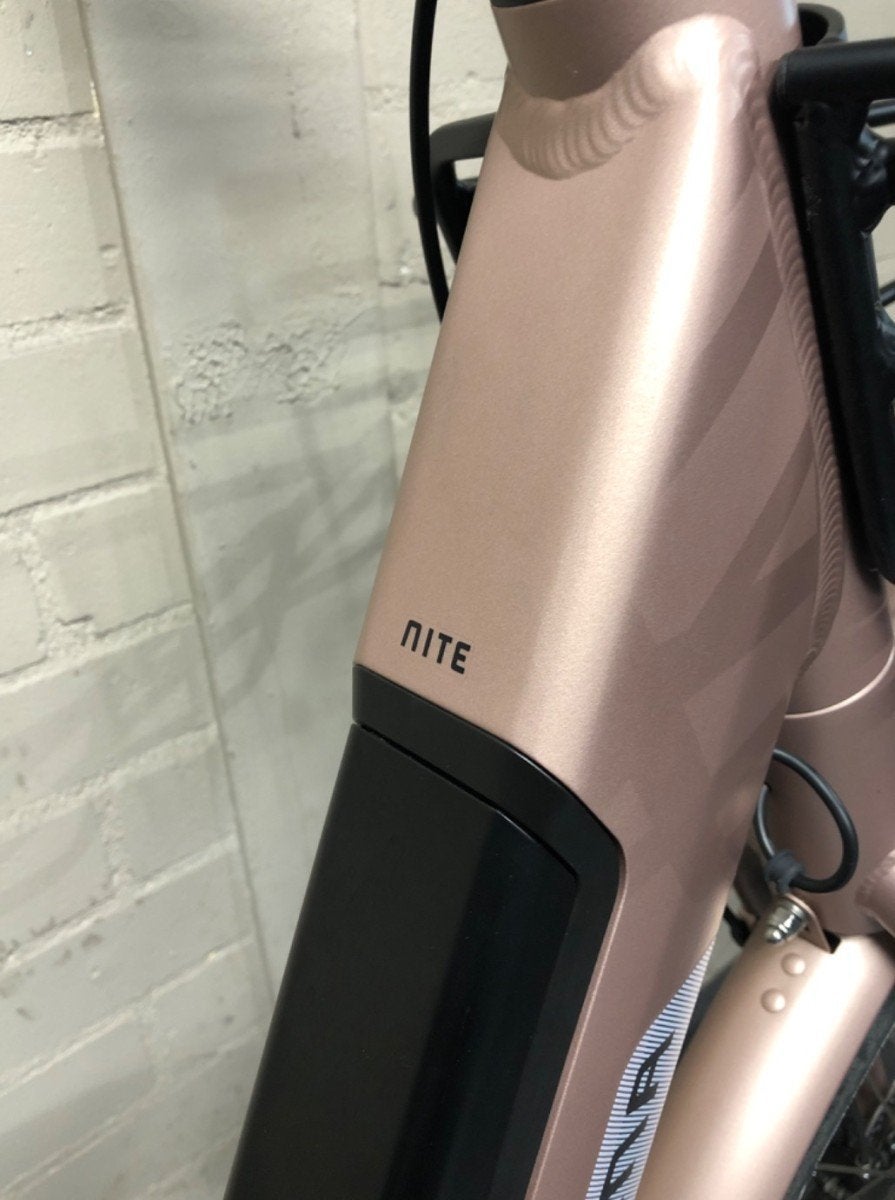 CORTINA E-Nite Pink Champagne Matt 50cm, Ophalen, Gebruikt, -, -