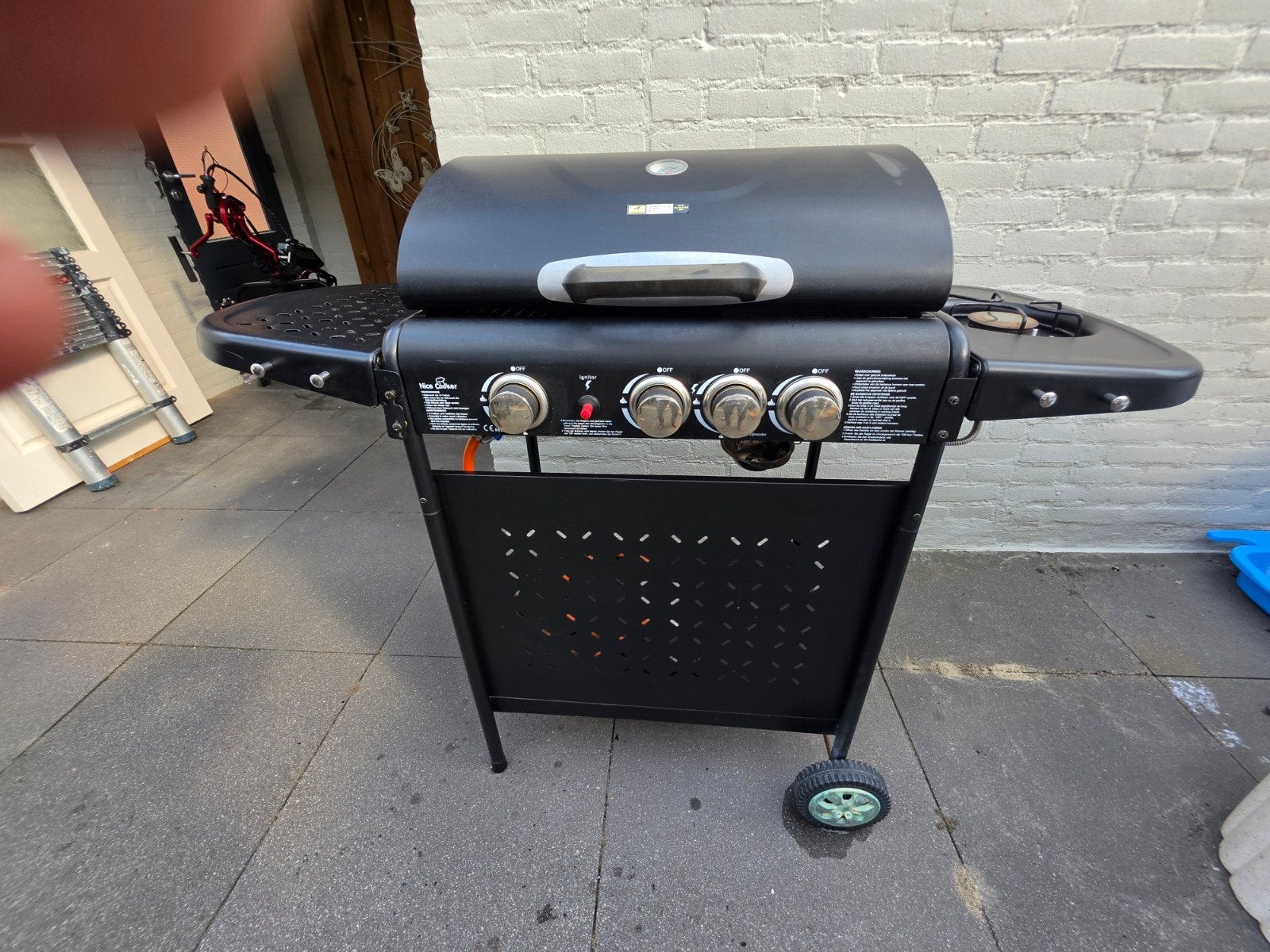 Gasbarbecue, Ophalen