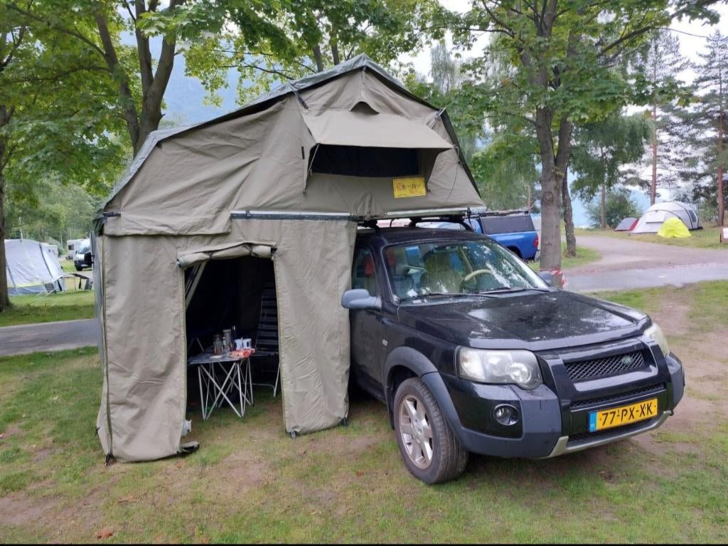 Land Rover Freelander 1.8i 2005 Overlander Eezi AWN daktent, Auto's, Land Rover, Beige, 4 cilinders, Alcantara, Zwart