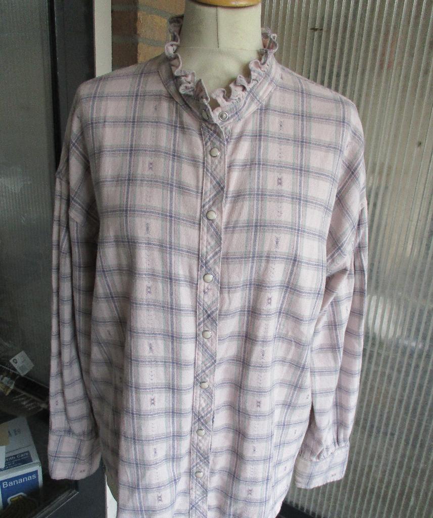 Xirena, size M, Kleding | Dames, Blouses en Tunieken, Zo goed als nieuw, Maat 38/40 (M), Overige kleuren, Verzenden
