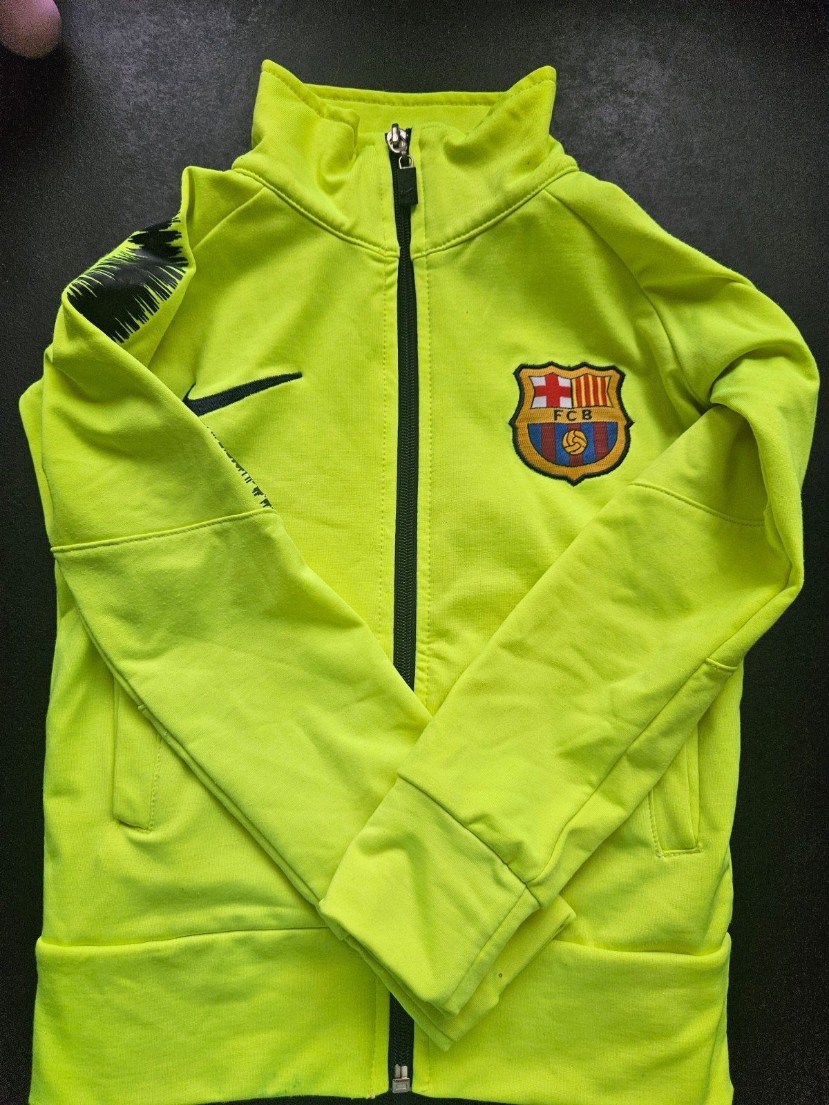 FC Barcelona Nike trainingsjack - Neon Geel, Kinderen en Baby's, Kinderkleding | Overige, Ophalen of Verzenden, Gebruikt, Nike