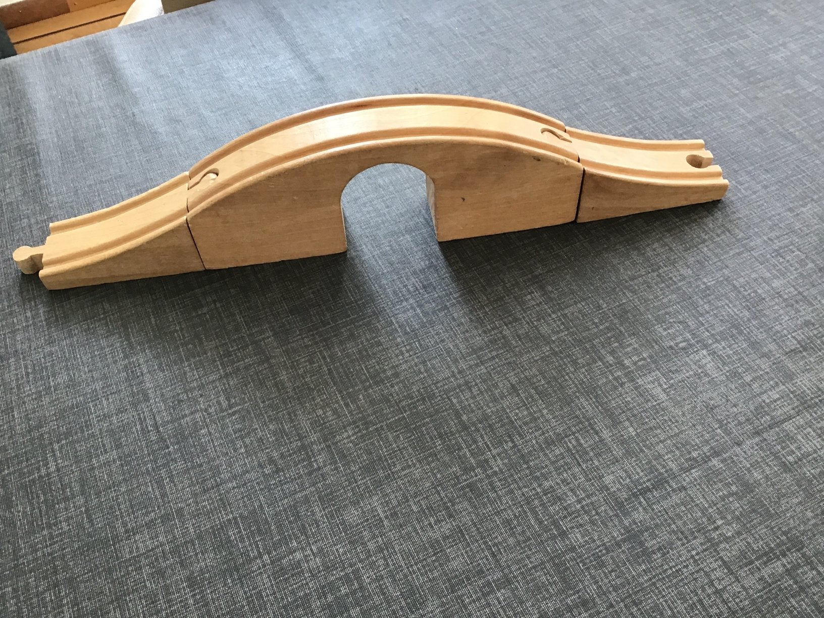 Brio houten spoorweg brug , per stuk, Ophalen, Zo goed als nieuw