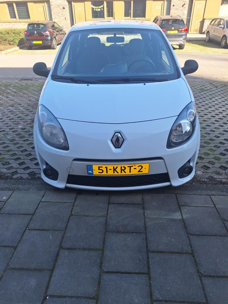 Renault Twingo 1.2 16V 2010 Wit, Auto's, 839 kg, 4 cilinders, 4 stoelen, Wit