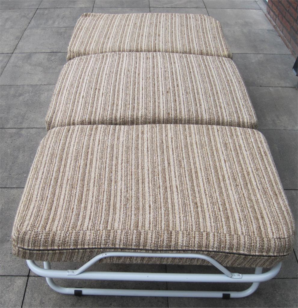 Opklapbed - logeerbed, Ophalen, 90 cm, Eenpersoons, Beige
