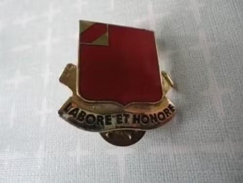 US insigne/pin, US Army 22nd Unit Labore Et Honore, Verzenden, Overige soorten, Amerika, Embleem of Badge