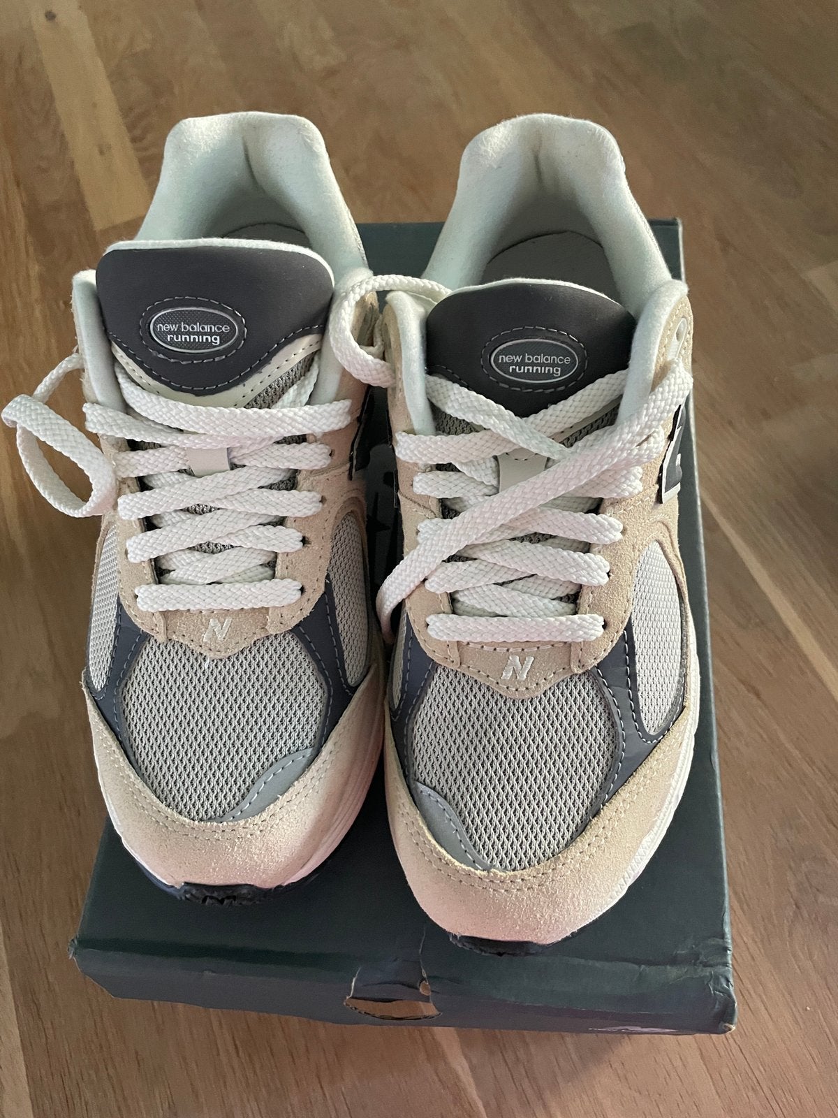 New Balance 2002R, maat 37, Ophalen of Verzenden, Zo goed als nieuw, Sneakers of Gympen