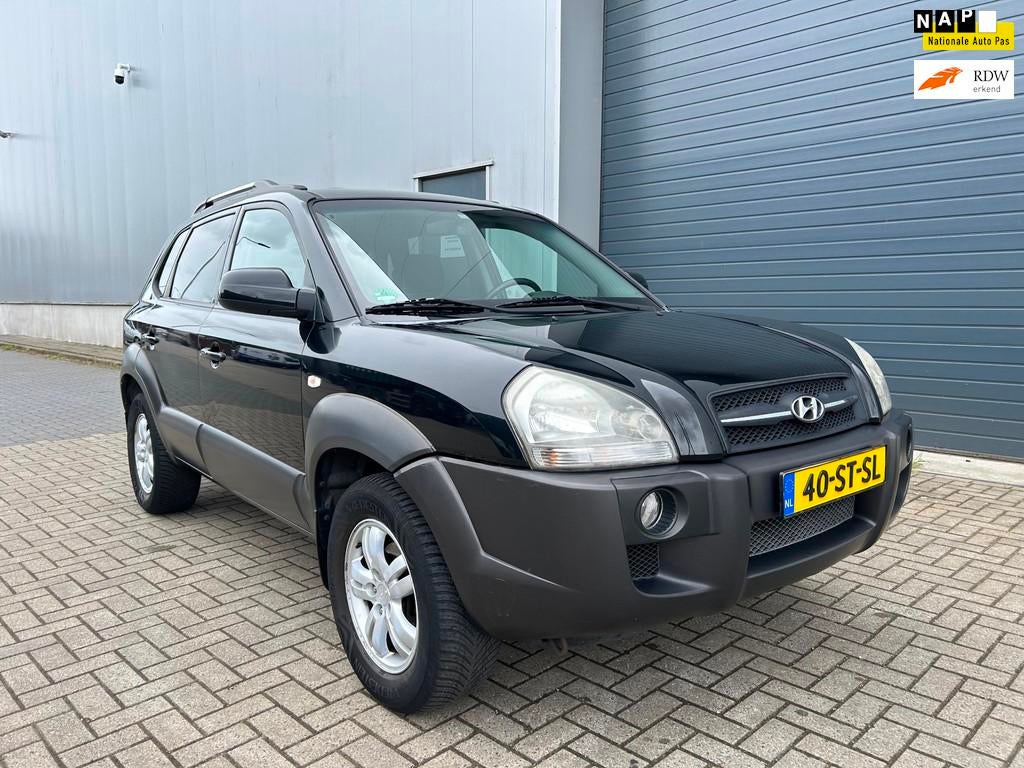 Hyundai Tucson 2.0i Dynamic AIRCO NAP APK, Stof, Gebruikt, 4 cilinders, Zwart