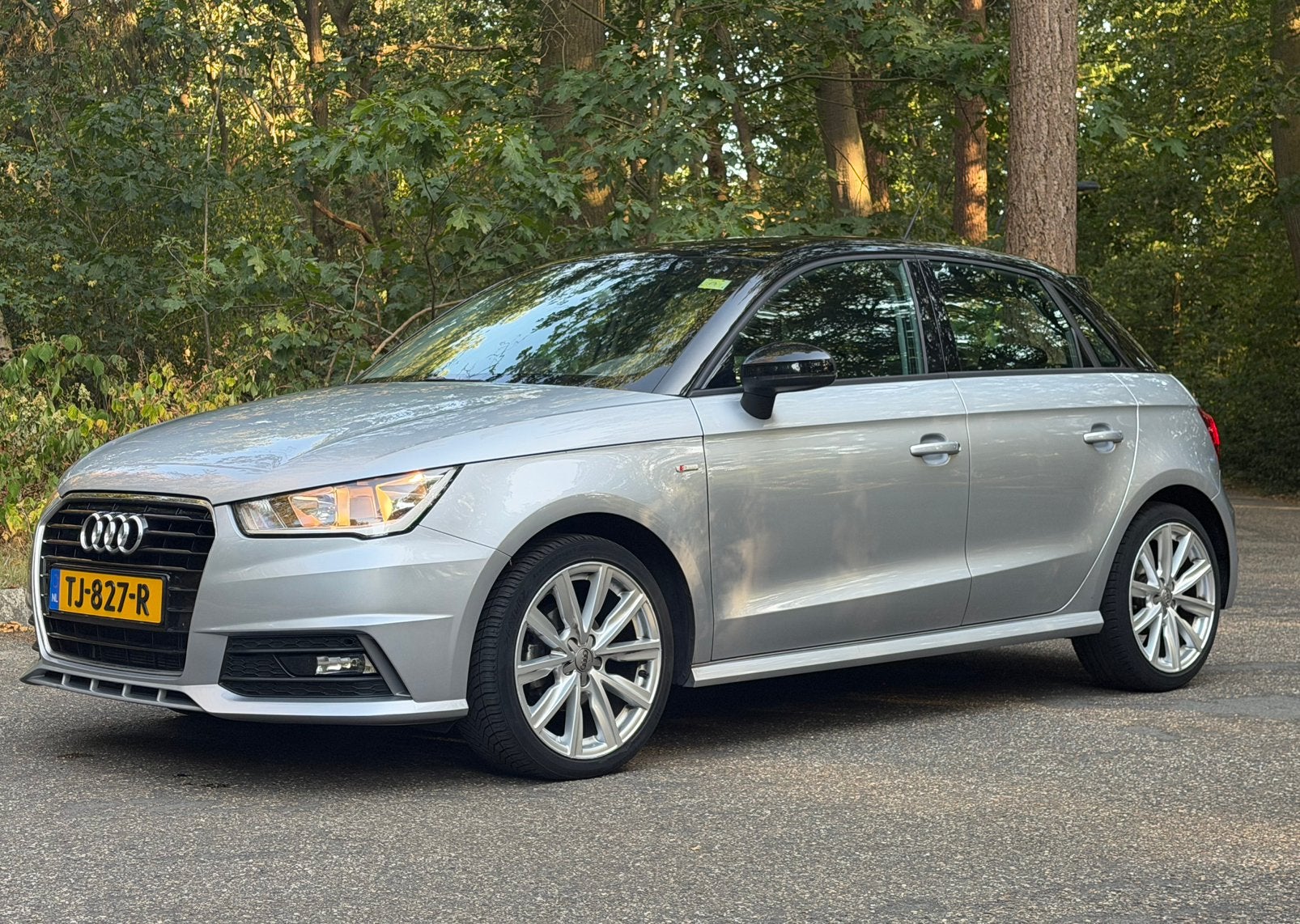 Audi A1 1.0 TFSI Automaat l OrigNL l Cruise l PDC l Trekhaak, Stof, A1, Euro 6, 49 €/maand