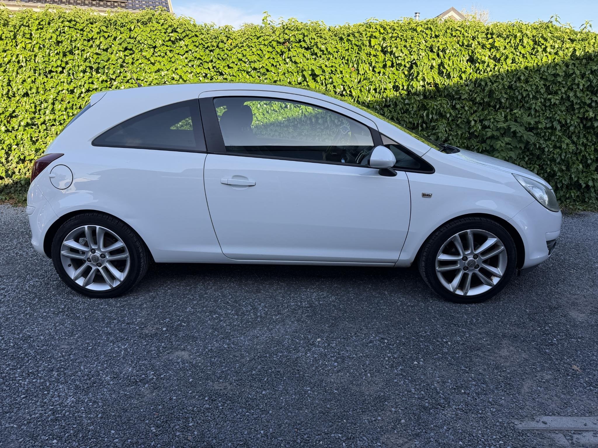 Opel Corsa 1.4-16V Color Edition | Airco | LMV | Sportstoele, Auto's, Opel, Voorwielaandrijving, Euro 5, 4 cilinders, Wit