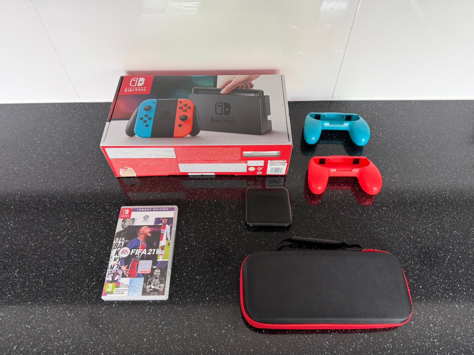Nintendo Switch | Compleet | Spellen | Vele Accessoires, Met 2 controllers, Ophalen of Verzenden, Zo goed als nieuw, Met harde schijf