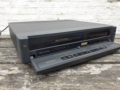 Hitachi M768 VHS Multi-systeem Videorecorder, Ophalen of Verzenden