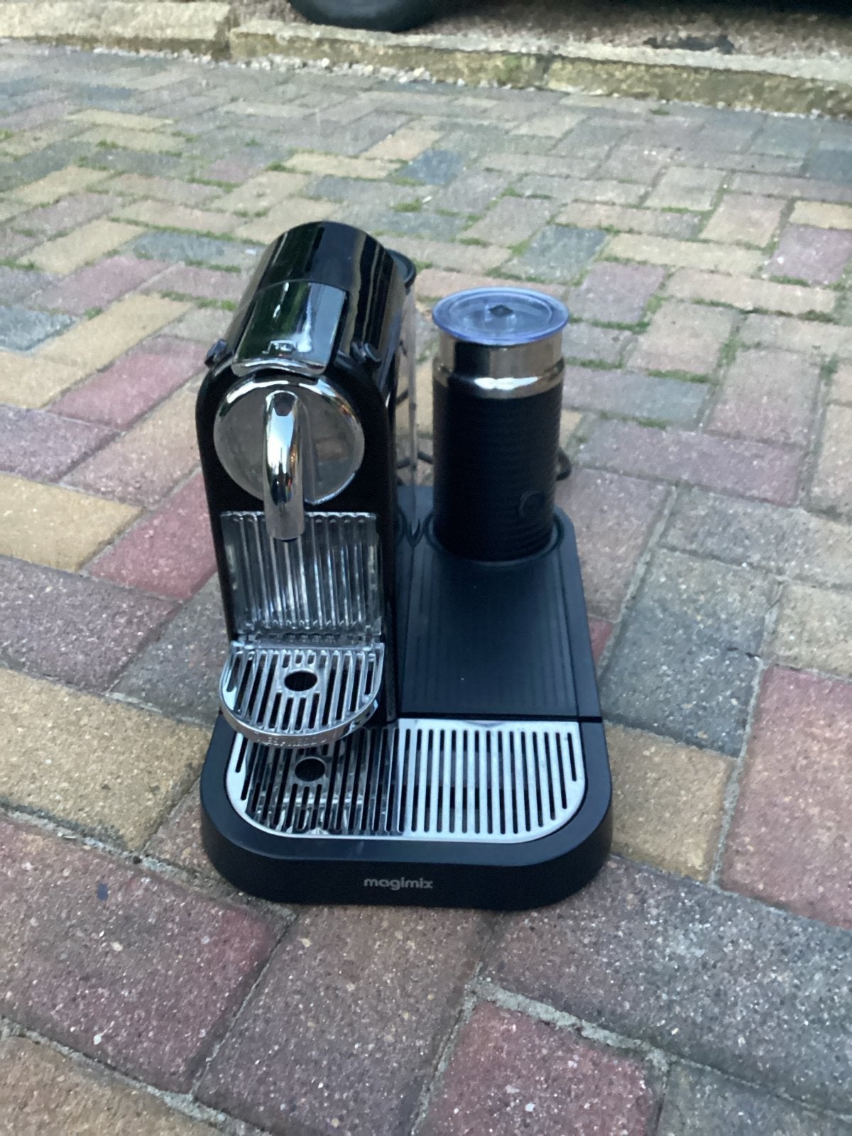 Magimix Nespresso apparaat - Ziet er super uit, Espresso apparaat, Ophalen of Verzenden, Zo goed als nieuw, 1 kopje
