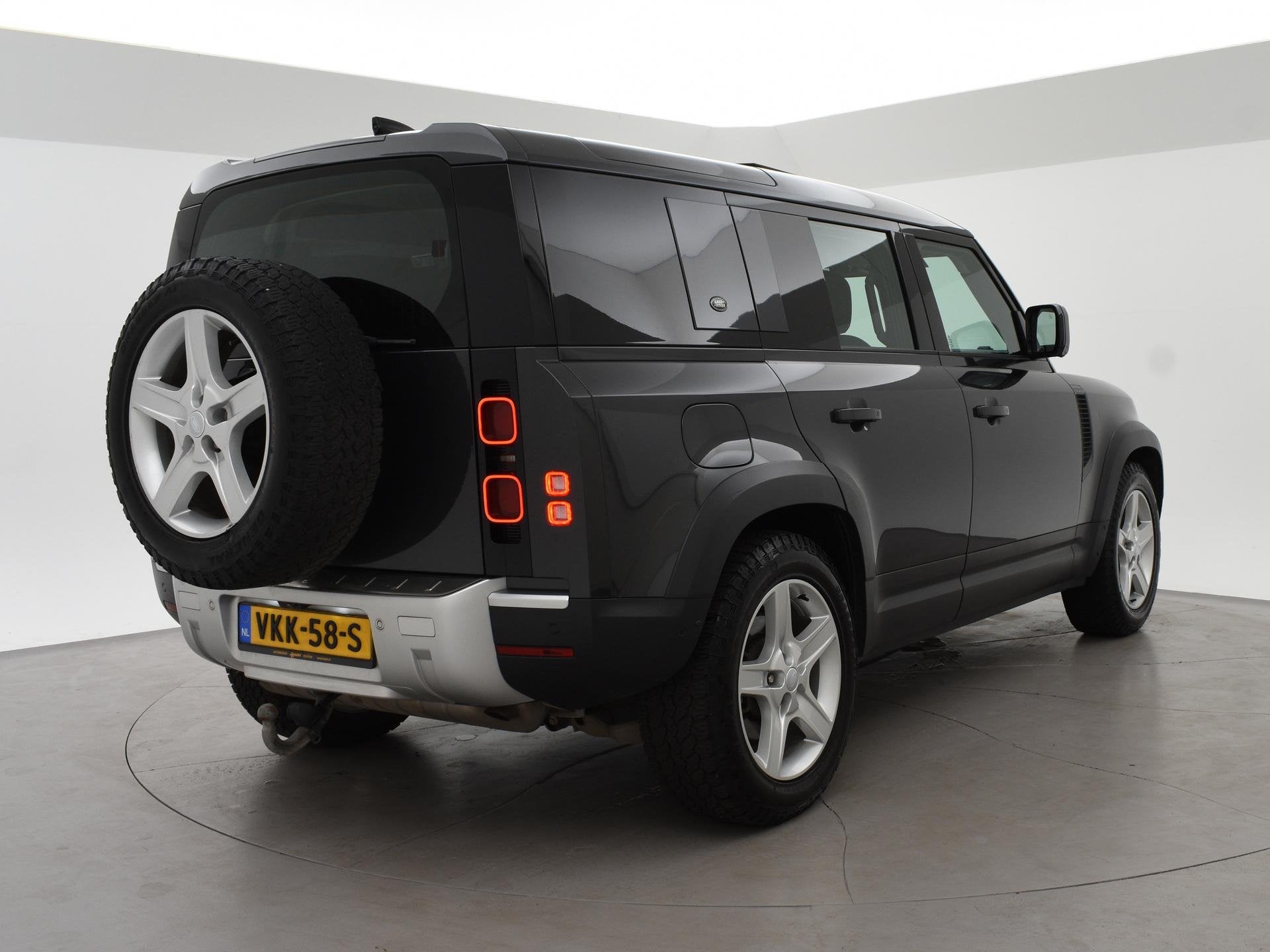 Land Rover Defender 3.0 P400 6-CILINDER BENZINE GRIJS KENTEK, Auto's, Gebruikt, 2996 cc, Vierwielaandrijving, 2 stoelen