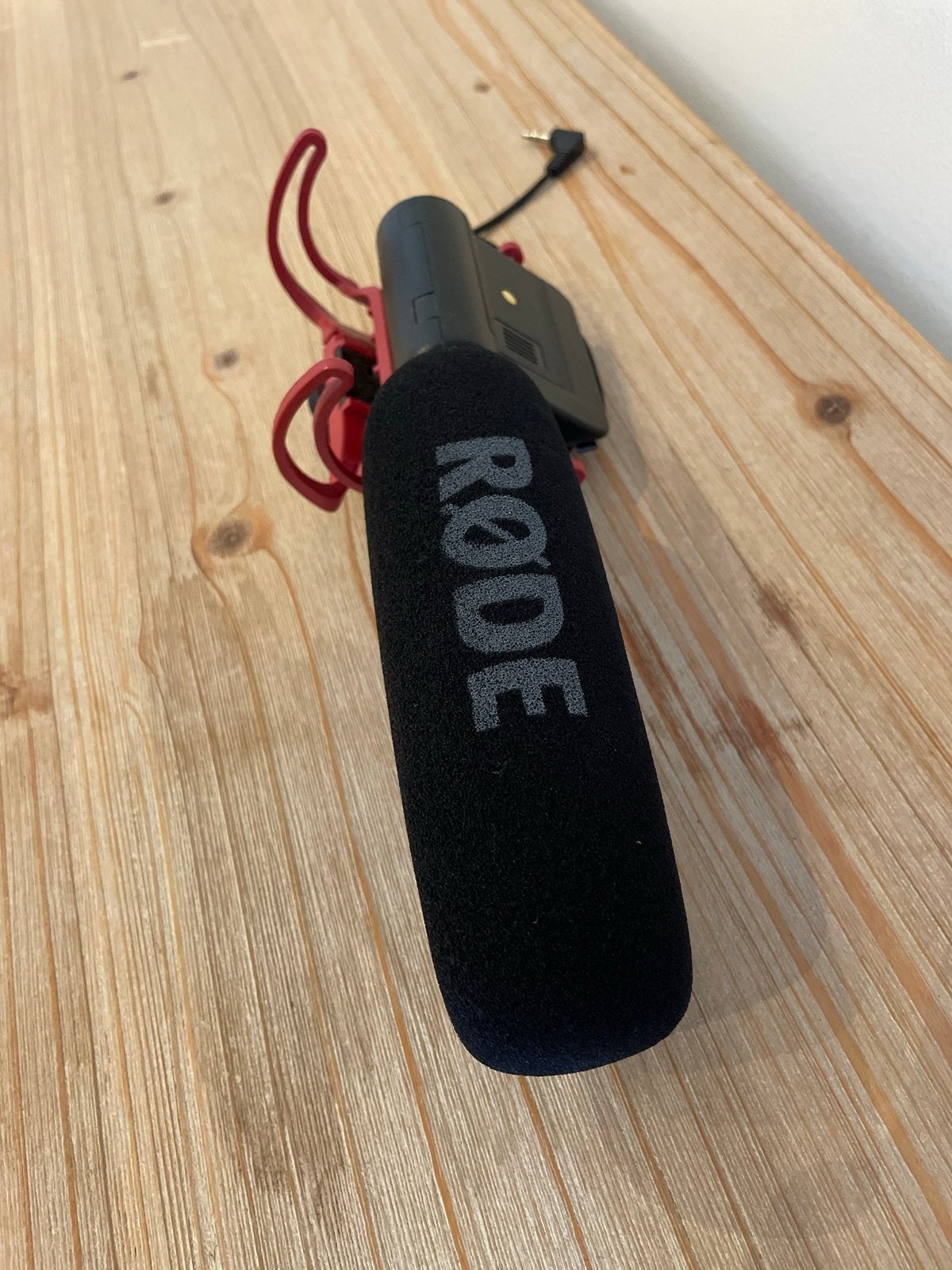 RØDE VideoMic met Rycote Lyre Suspension System, Muziek en Instrumenten, Microfoons, Ophalen of Verzenden, Gebruikt, Overige typen