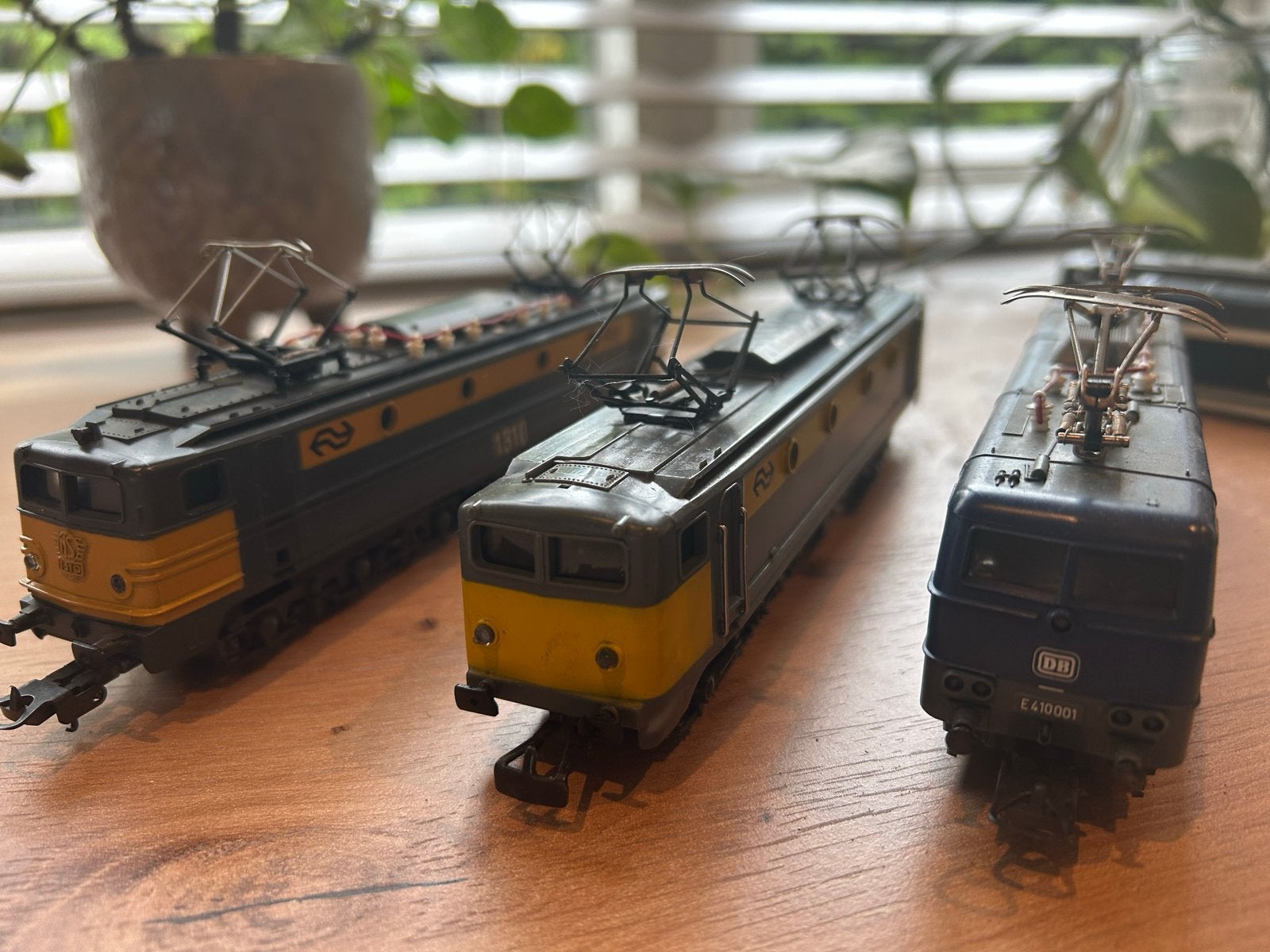 Partij modeltreinen: NS 1300, NS 1306, DB E410001, Hobby en Vrije tijd, Modeltreinen | H0, Gebruikt, Locomotief, Gelijkstroom