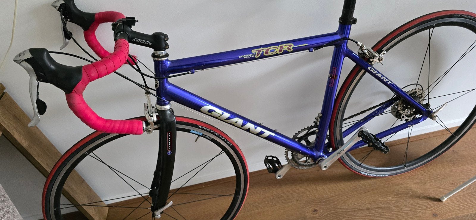 racefiets, GiANT met 10+2 versnellingen 
goed, Ophalen of Verzenden, Zo goed als nieuw, Overige typen, Tomos