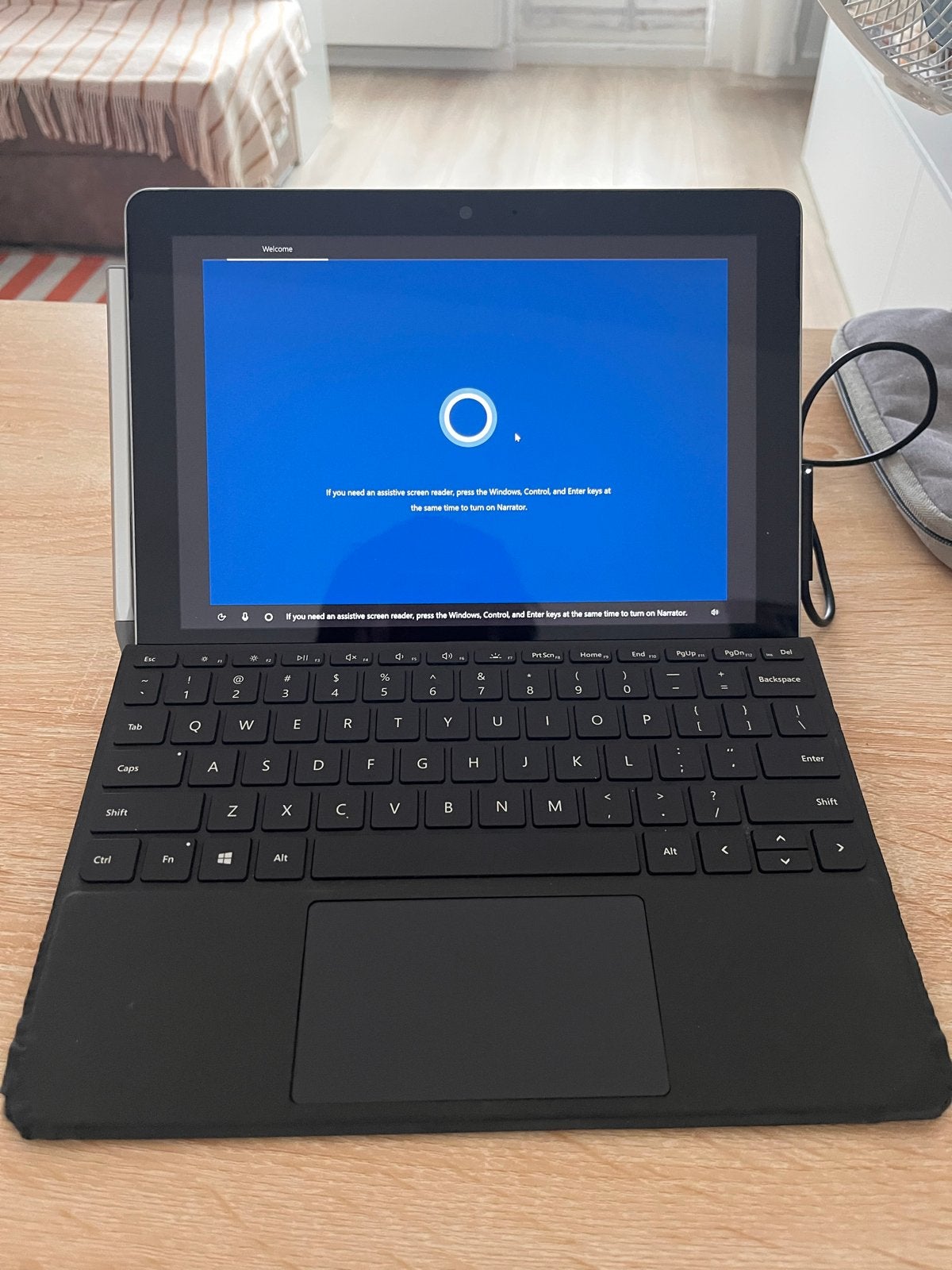 Microsoft Surface Go 2 met toetsenbord en pen, Computers en Software, Windows Tablets, Gebruikt, Wi-Fi, 10 inch, 128 GB, Usb-aansluiting