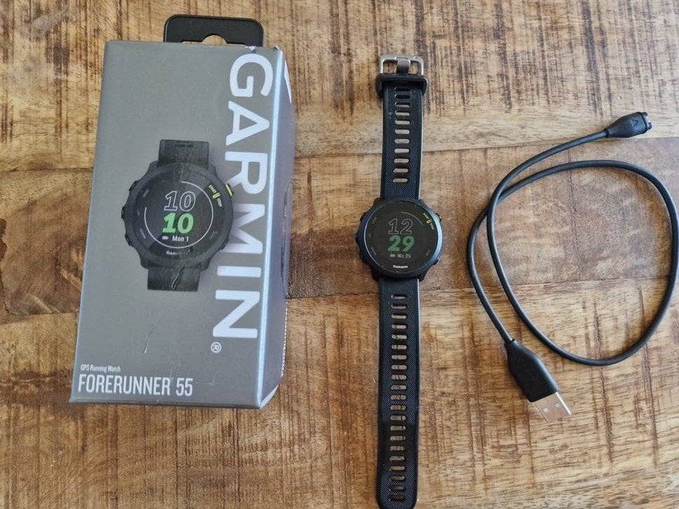 Garmin forerunner 55 smartwatch GPS., Conditie, Zwart, Ophalen of Verzenden, Zo goed als nieuw