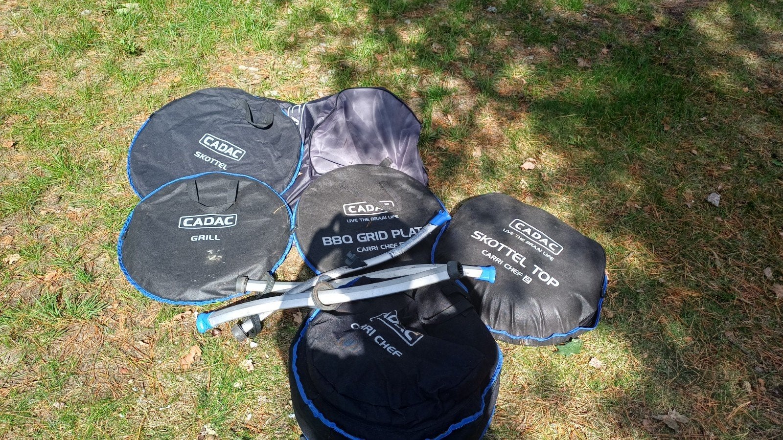 Cadac Carri Chef 2 BBQ met diverse accessoires, Caravans en Kamperen, Ophalen, Gebruikt