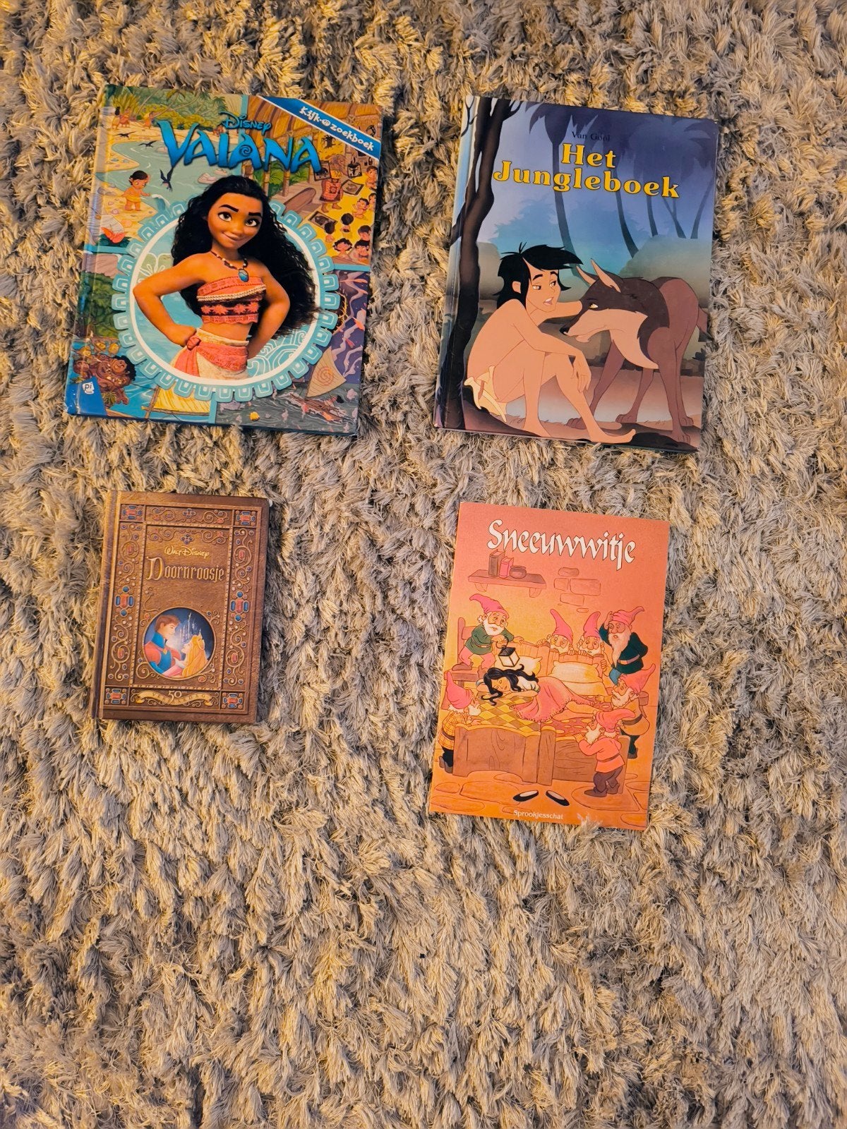 Sprookjes set: Vaiana, Jungleboek, Doornroosje, Sneeuwwitje, Boeken, Ophalen of Verzenden, Gelezen