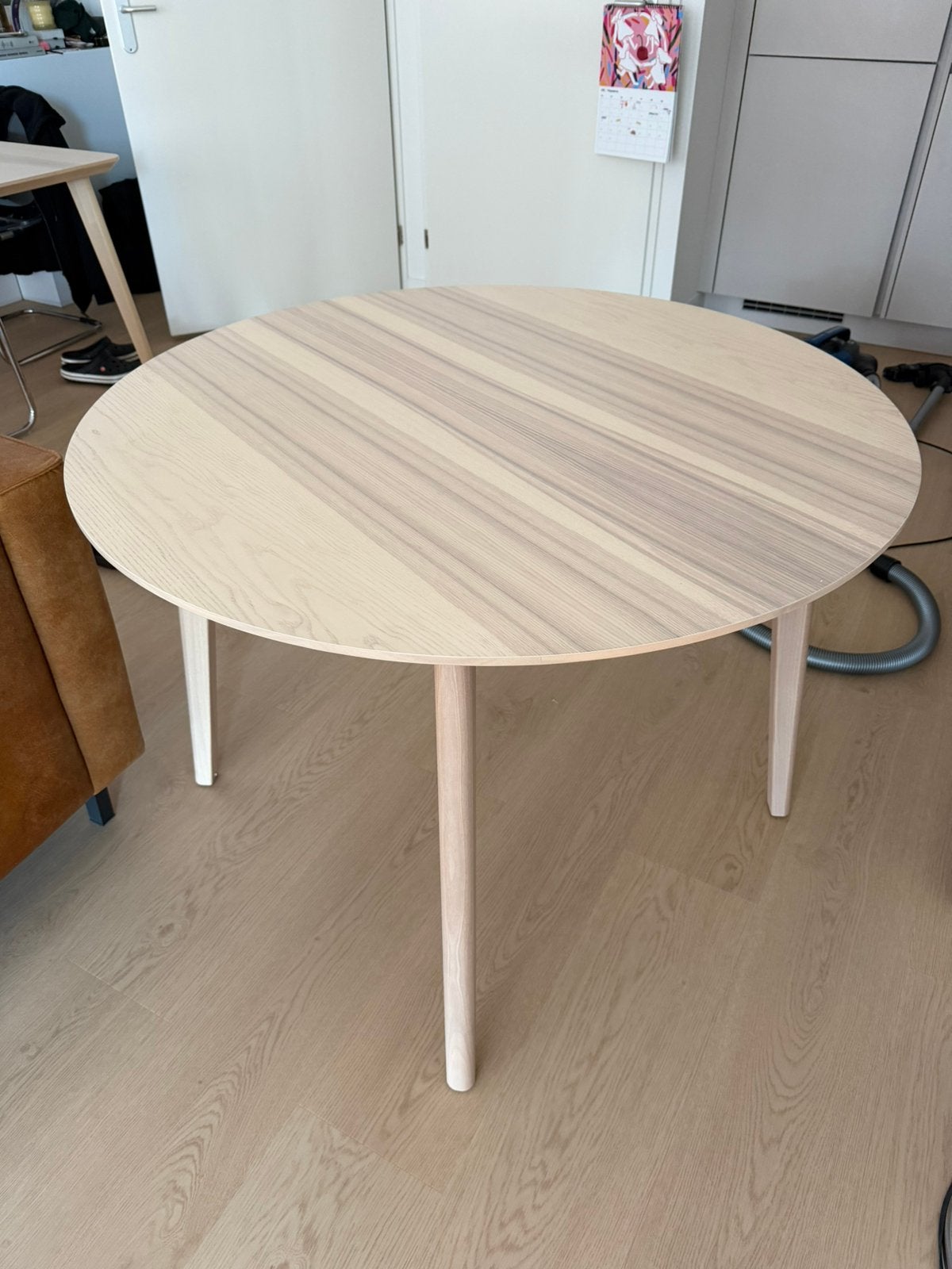 IKEA Lisabo eettafel (105 cm), Huis en Inrichting, Tafels | Eettafels, Ophalen, 100 tot 150 cm, Rond, Zo goed als nieuw