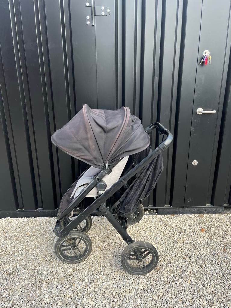 Dubatti kinderwagen met boodschappennet en wieg, Ophalen of Verzenden, Gebruikt, Kinderwagen, Overige merken