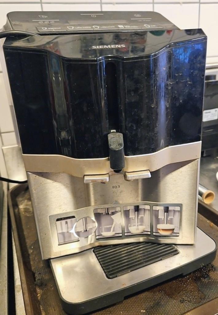 koffieapparaat, Witgoed en Apparatuur, Koffiezetapparaten, Gebruikt, Koffiebonen, Koffiemachine, Afneembaar waterreservoir, Ophalen