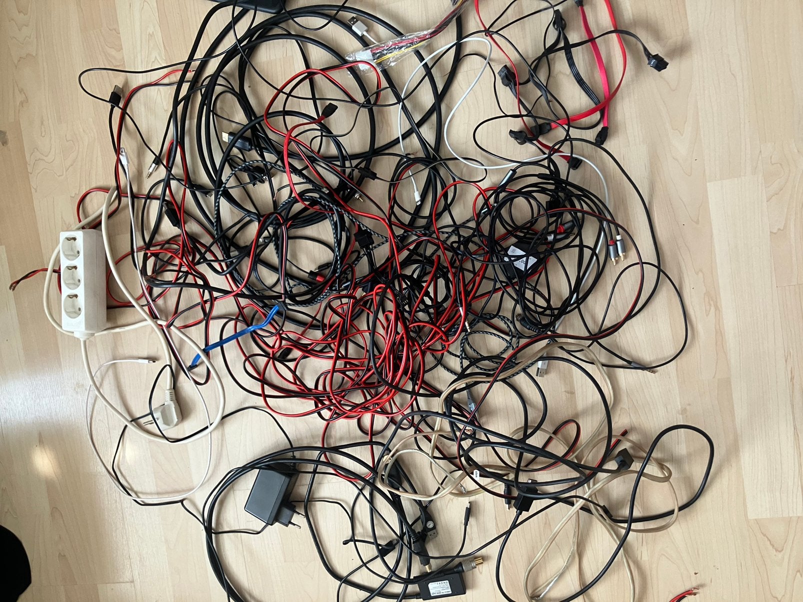 Diverse kabels HDMI, lightling, USB C, micro usb, Coax,koper, Ophalen of Verzenden, Minder dan 2 meter, Overige kabels