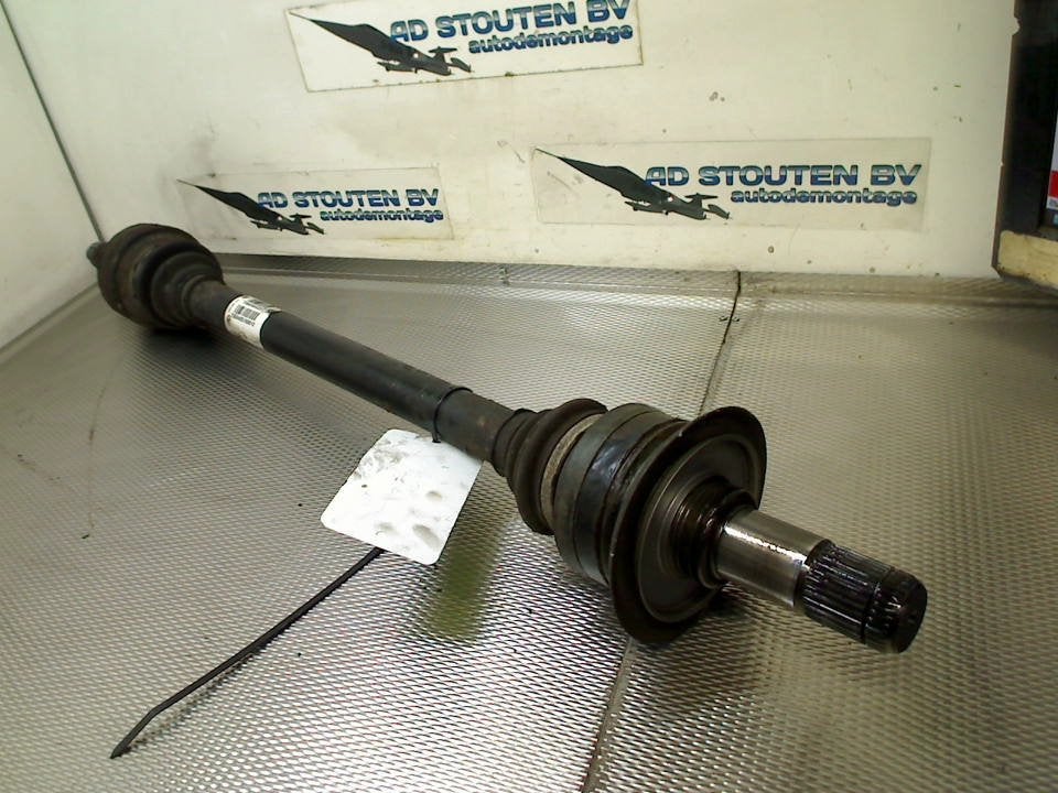 Aandrijfas Links Achter p860984201 BMW X5 (F15) 2016, Auto-onderdelen, Gebruikt, Petuelring 130, München 80809, , Duitsland, BMW