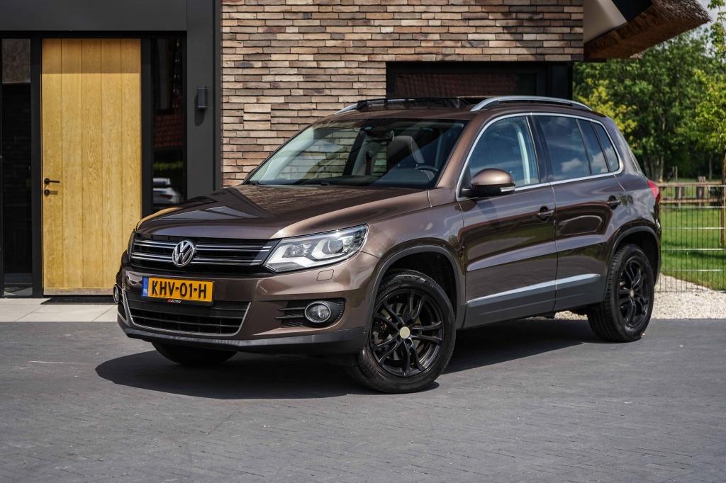 Volkswagen Tiguan 1.4 TSI Sport & Style BMT 160PK Panorama, Auto's, Euro 5, 15 km/l, 4 cilinders, Alcantara