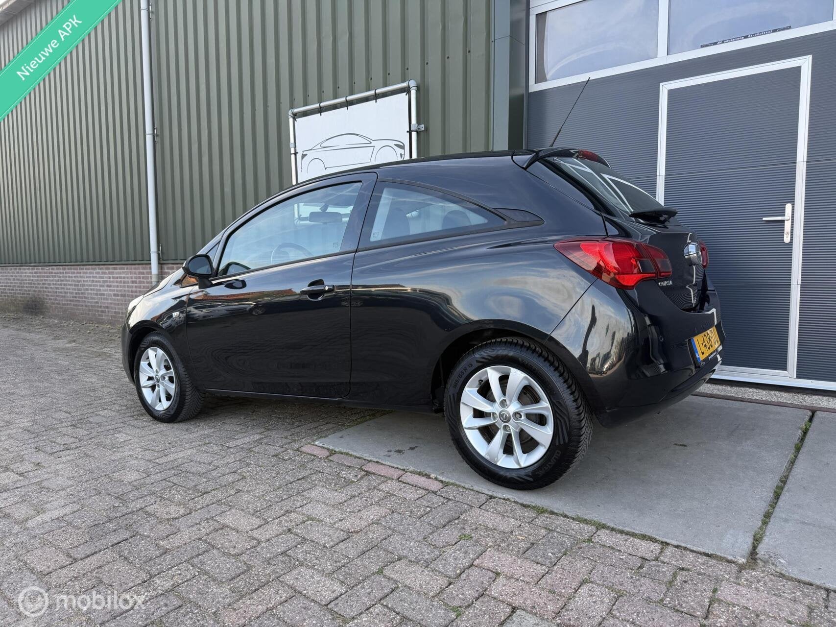 Foto 2 van Opel Corsa 1.2 Selection|Airco|Cruise|Stoel vw|Getint glas|