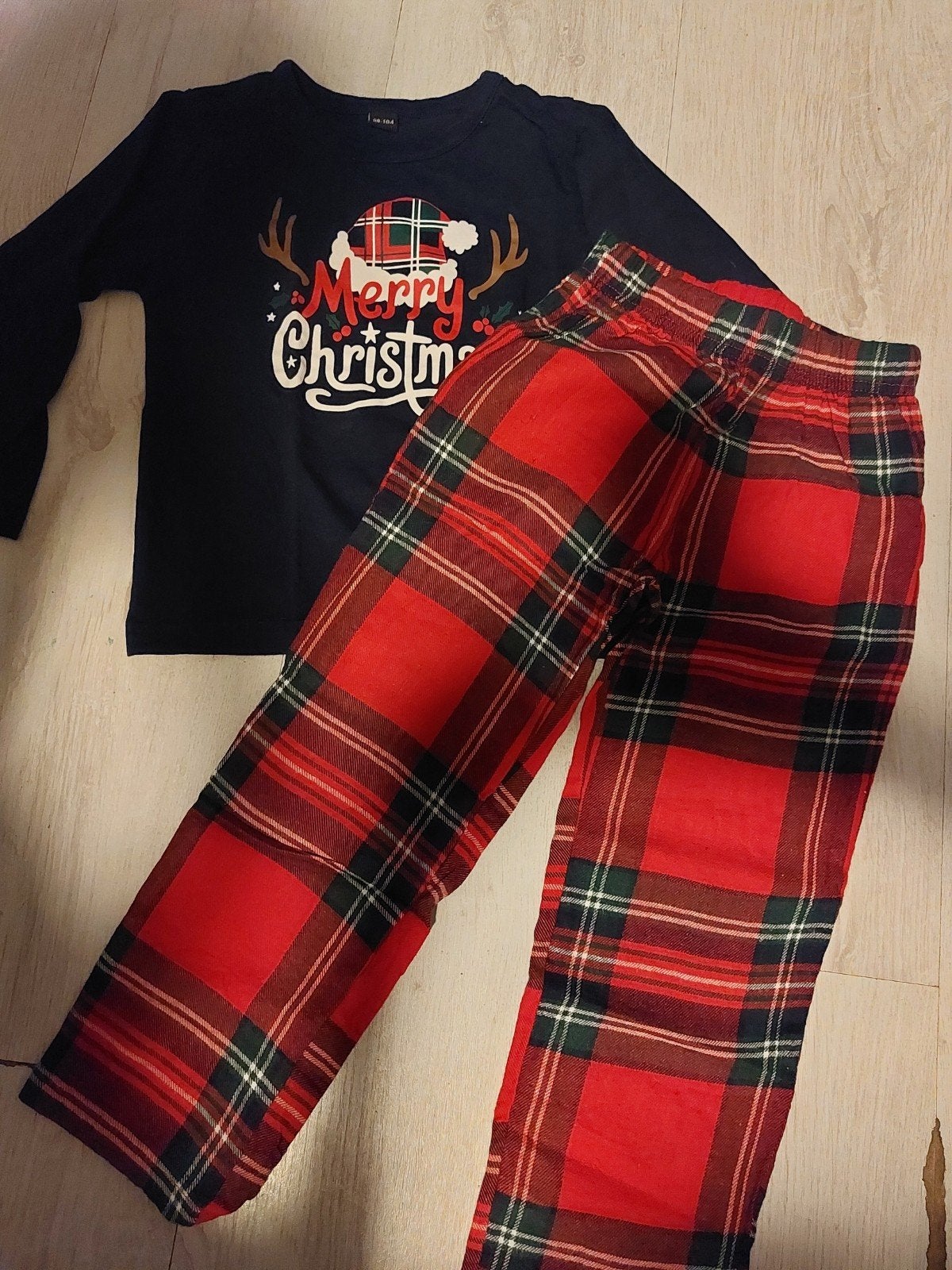 Kerst pyjama set maat 98/104, Nacht- of Onderkleding, Jongen of Meisje, Ophalen of Verzenden, Zo goed als nieuw