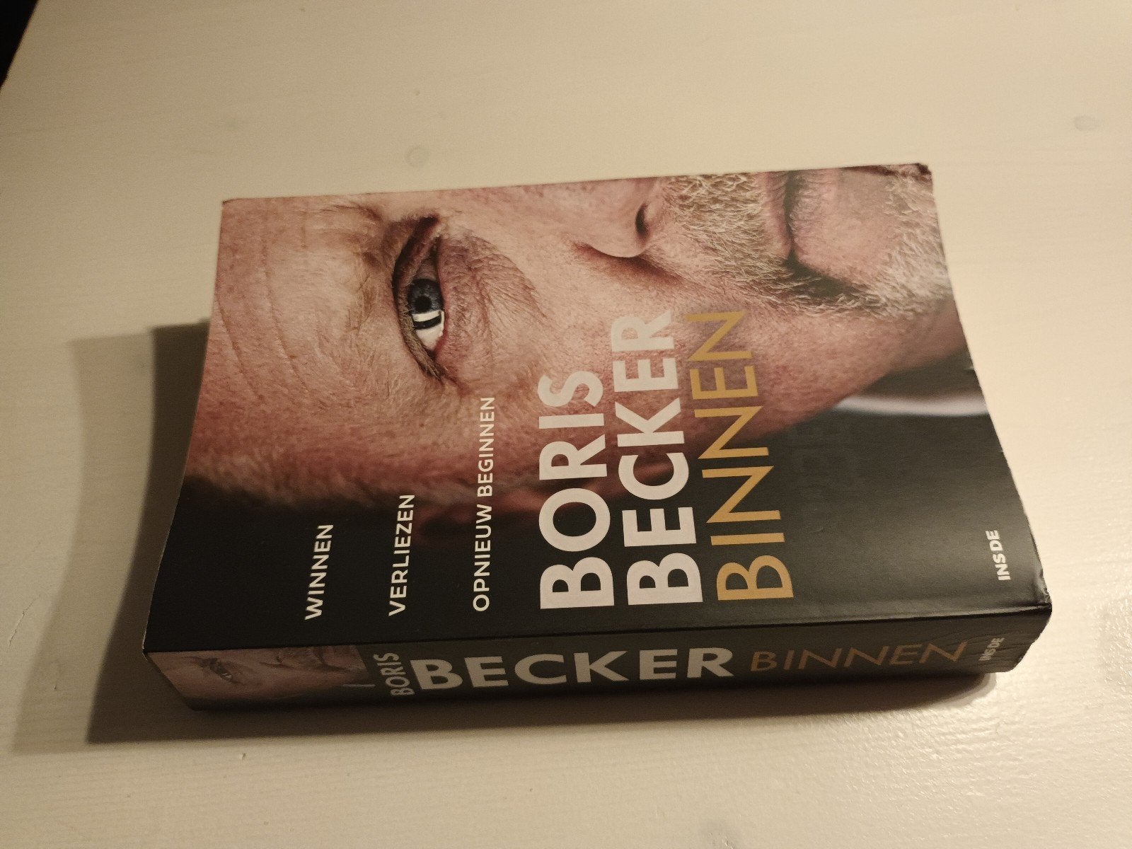 Boris Becker Binnen - Biografie van een tennislegende, Boeken, Ophalen of Verzenden, Gelezen, Boris Becker, Sport
