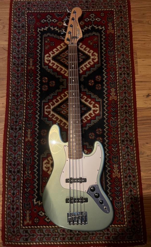 Fender Jazzbass Standard V Sage Metallic 5-snarig, Ophalen of Verzenden, Zo goed als nieuw, 5-snarig