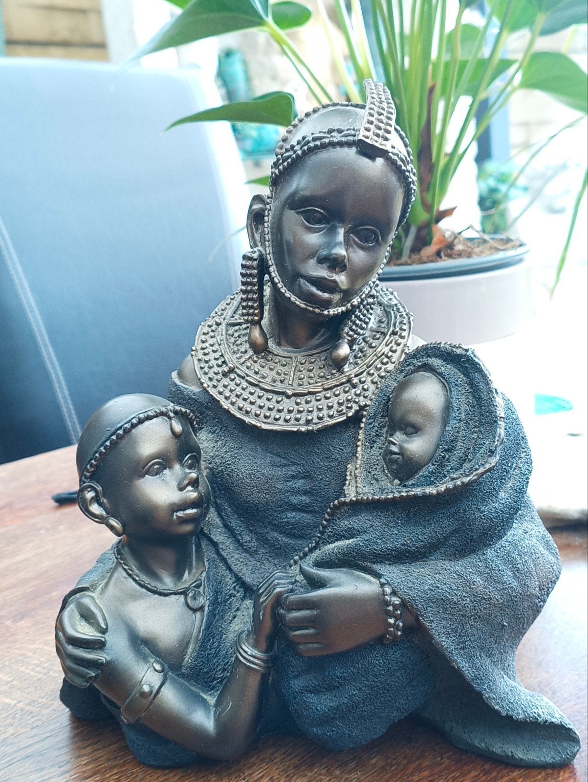 beeld Afrikaans Maasai moeder met kinderen, Ophalen of Verzenden, Zo goed als nieuw, Mens