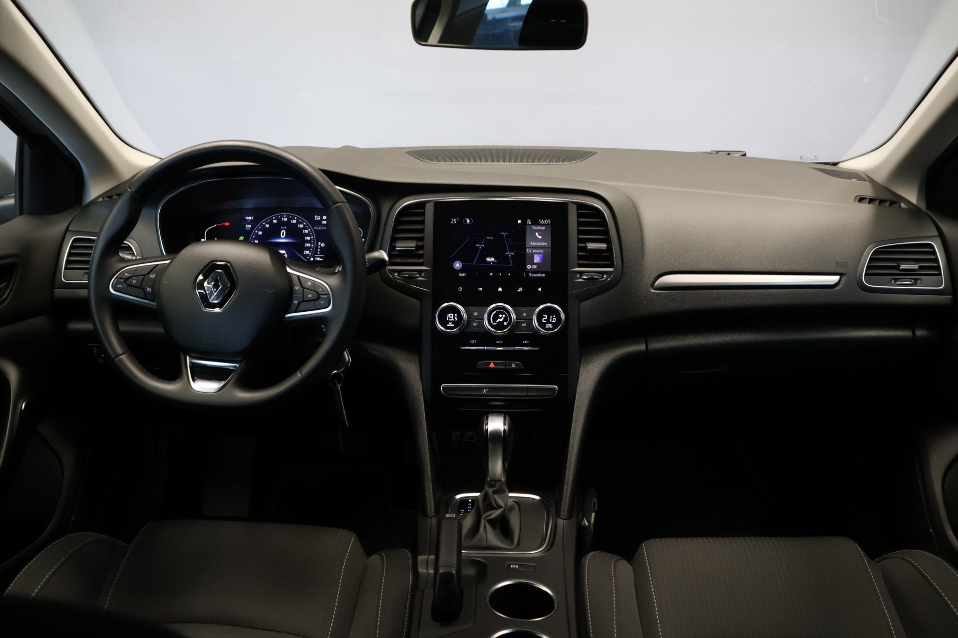 Renault Mégane Estate 1.3 TCe Business Zen|AUT|Carplay|Trek, Auto's, Renault, Stof, Gebruikt, 4 cilinders, Parkeersensor
