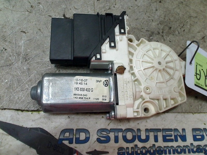 Motor Raammechaniek Rechts Achter Jetta III (1K2) 2008, Gebruikt, Volkswagen, Volkswagen AG, Kundenbetreuung@volkswagen.de