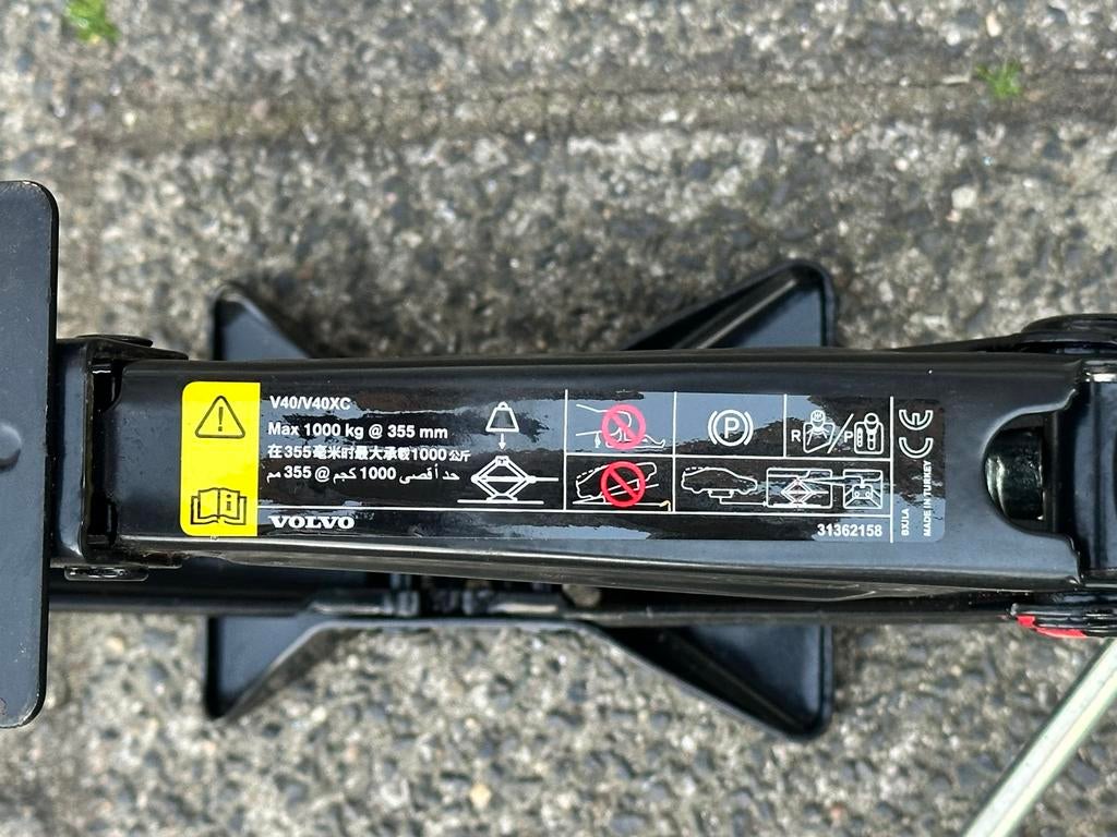 Krik voor Volvo V40 / V60 (2011-2018) - Zo goed als nieuw, Ophalen, Zo goed als nieuw, Mechanisch, Schaarkrik