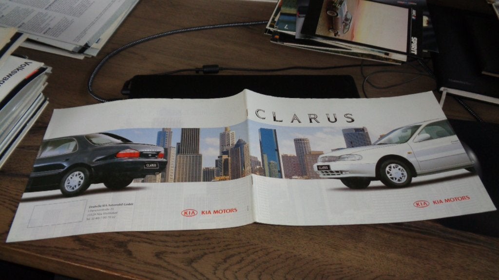 Folder  KIA  CLARUS, Verzenden, Zo goed als nieuw, Overige merken