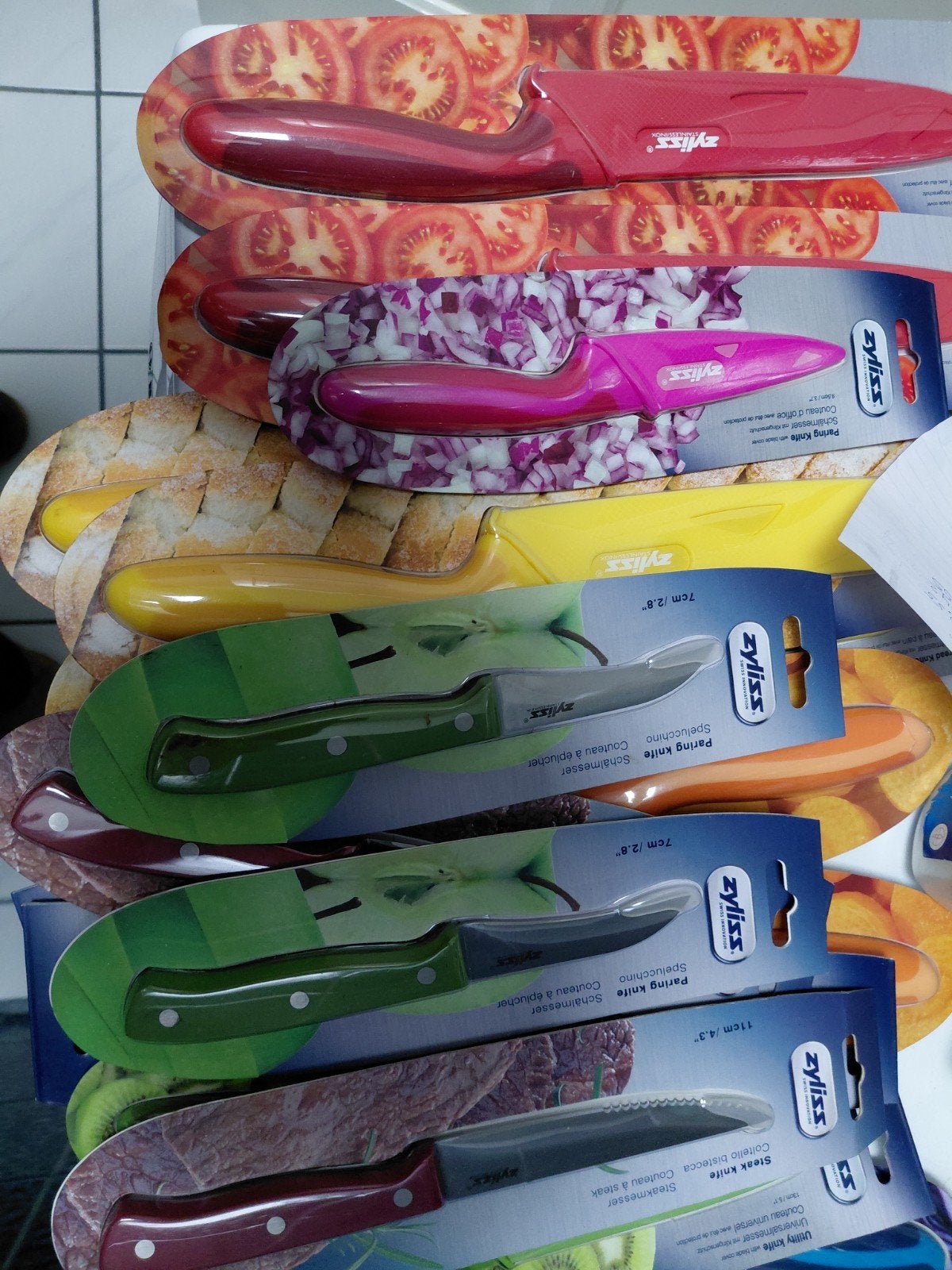 Div .verschillende goede kwalitijd keuken messen., Verzenden, Nieuw, Metaal, Meerkleurig