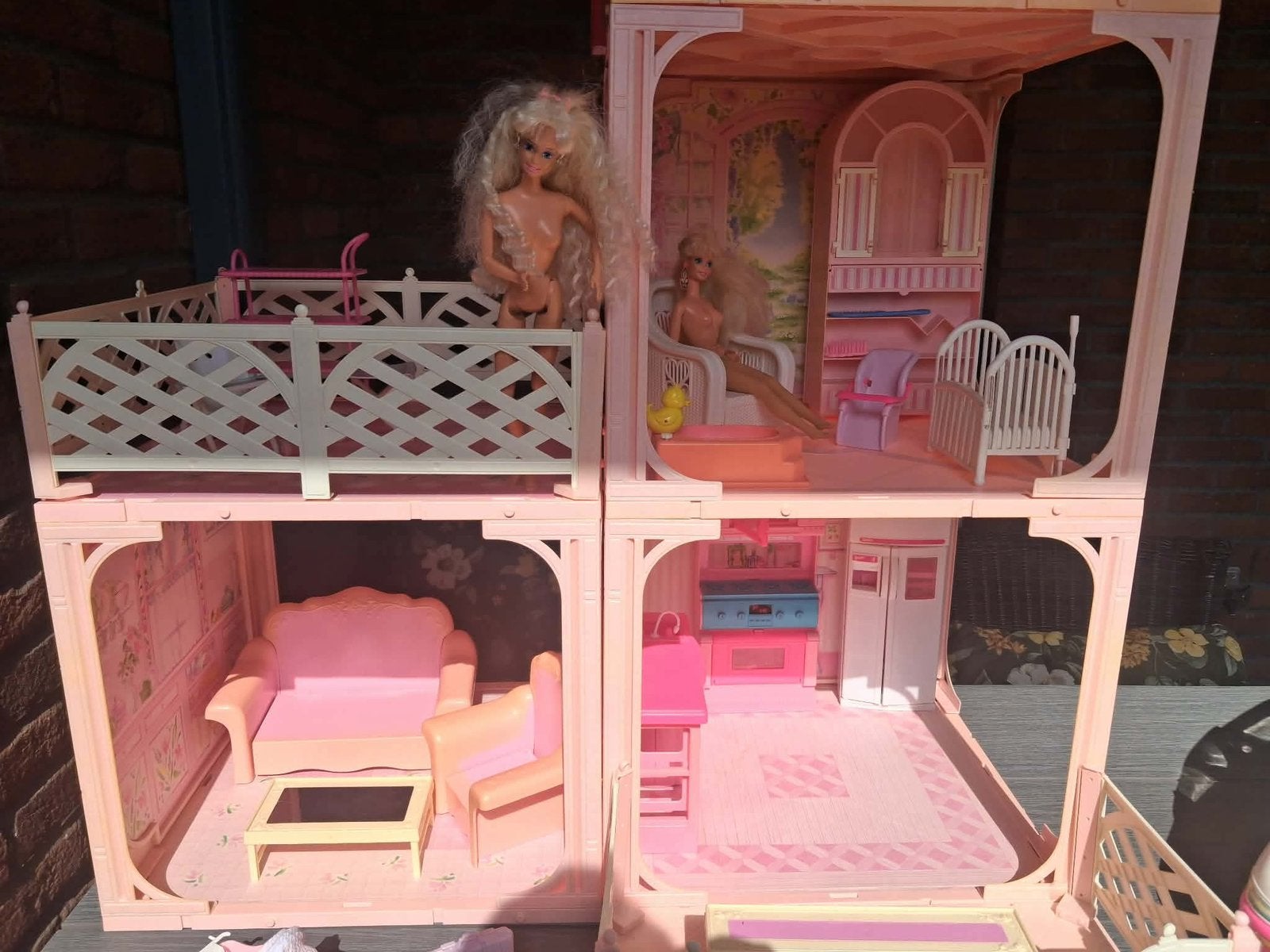 Vintage Barbie poppenhuis met auto en accessoires | Bieden, Ophalen, Gebruikt